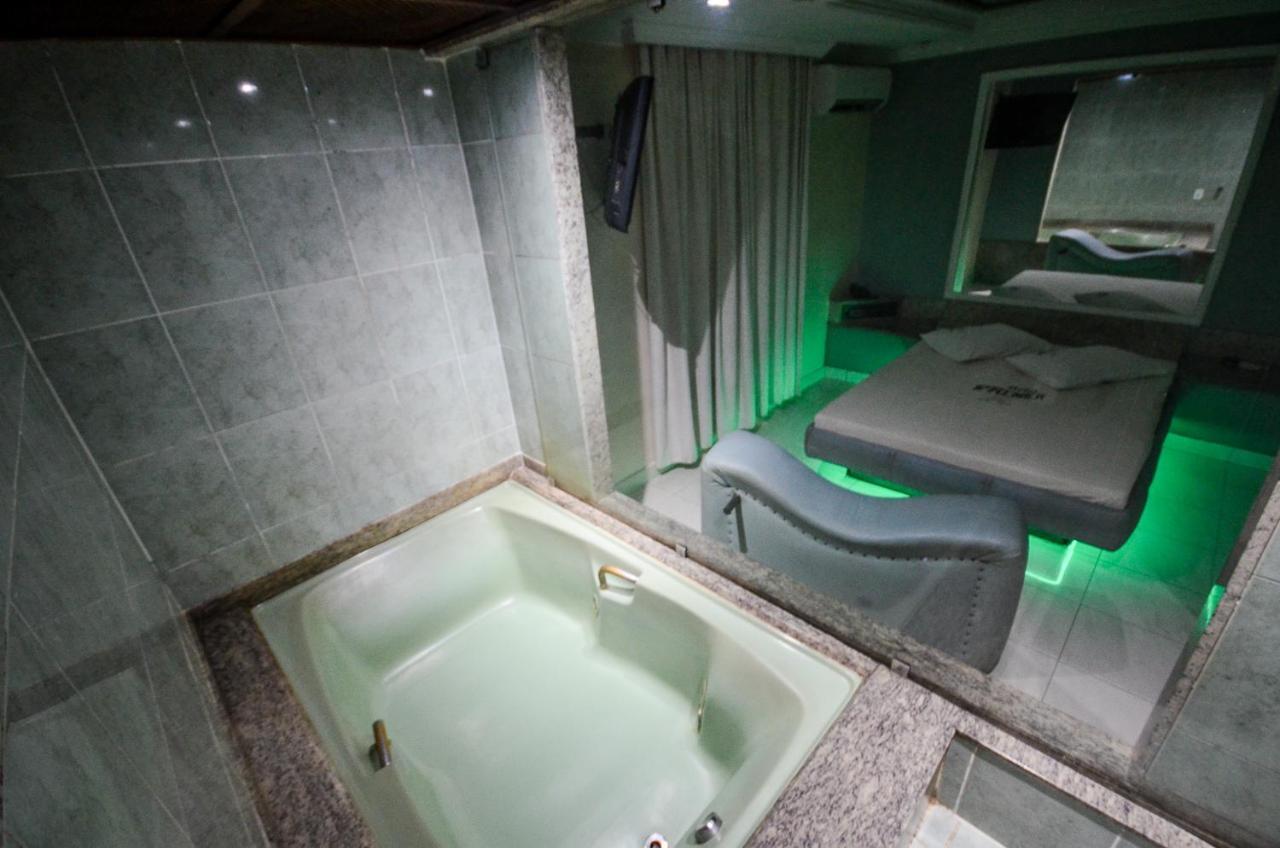 Love hotel Premier (adults Only)